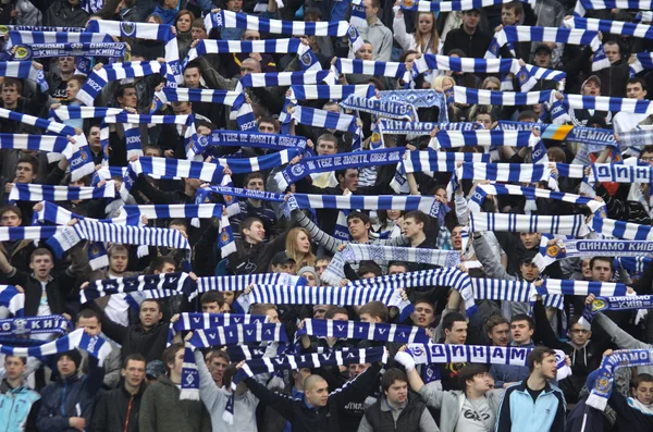 Apoiantes da equipa Dynamo Kiev — Fotografia de Stock