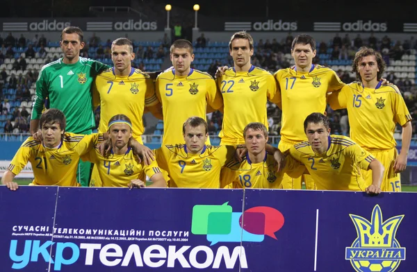 Ukrajina národní fotbalový tým představují pro skupinové foto — Stock fotografie
