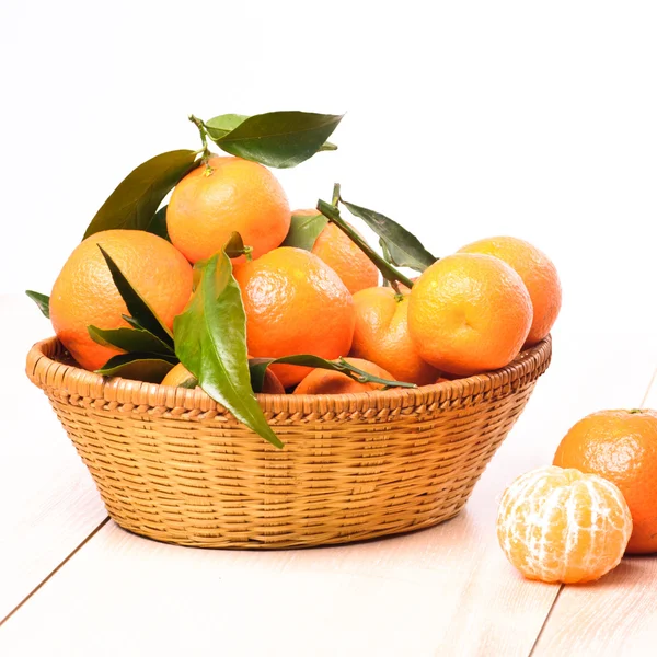Mandarinas en cesta — Foto de Stock