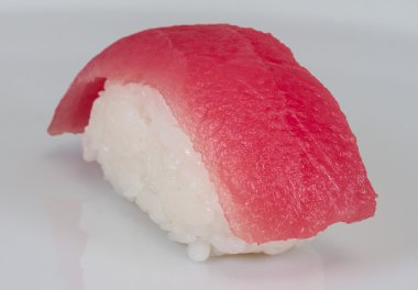 ton balıklı sushi closeup