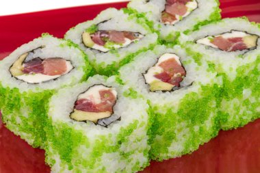 tobiko baharatlı maki sushi - sıcak rulo tobiko çeşitli tip (