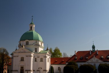 Varşova, Polonya 'da Yeni Şehir Meydanı' ndaki St. Kazimierz Kilisesi