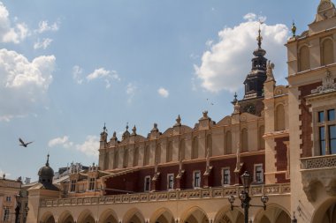 Krakow, Polonya bina sukiennice