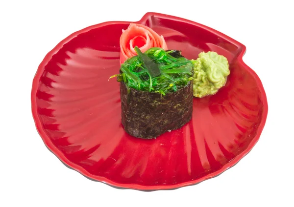 Ιαπωνική Μάκη φρέσκο σούσι με πράσινα φύκια chuka — Φωτογραφία Αρχείου