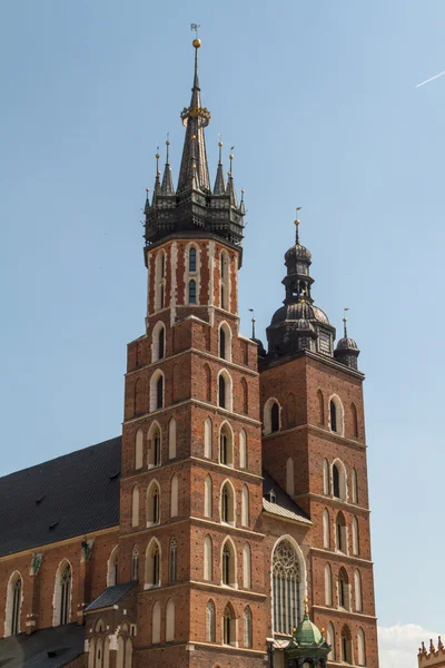 Basilica di Santa Maria (Chiesa Mariacki) - famosa chiesa gotica in mattoni — Foto Stock
