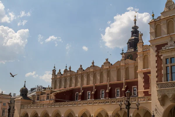 Edificio Sukiennice en Cracovia, Polonia —  Fotos de Stock