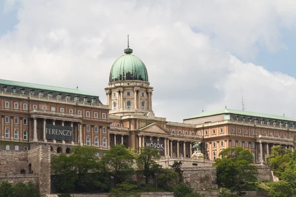 Palazzo Reale storico di Budapest — Foto Stock