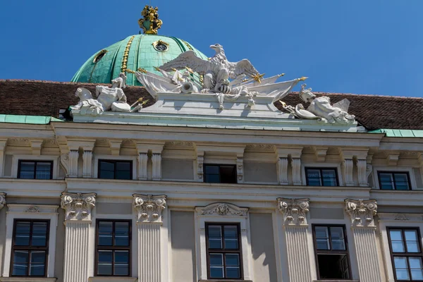 Палацу Хофбург і пам'ятник. Vienna.Austria. — стокове фото