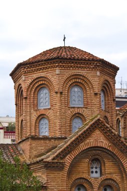 yapraklı bahçesinde yer alan huzurlu panagia chalkeon kilise w