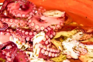 Ahtapot Galiçyaca style (pulpo a la gallega), İspanyolca tapas yemek