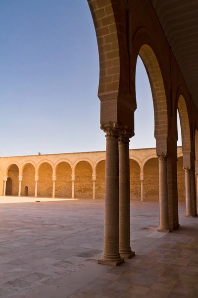 Interior de Gran Mezquita en Mahdia, Túnez — Foto de Stock