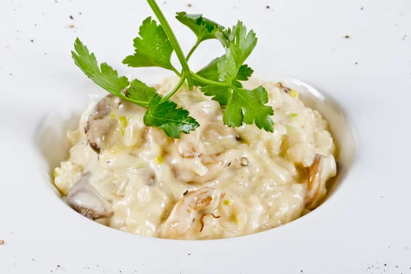 Mantarlı risotto kase. — Stok fotoğraf