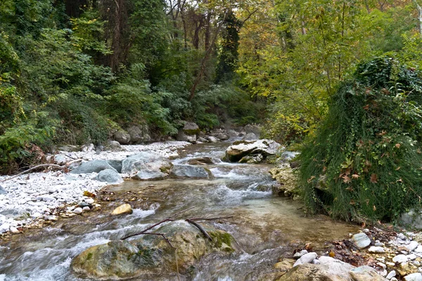 Cascada en Grecia . — Foto de Stock