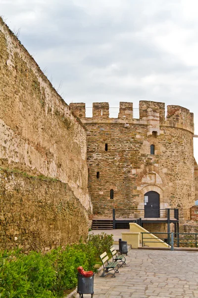Eptapyrgio the fortified wall in the Upper Town of Thessaloniki — Stock Photo, Image