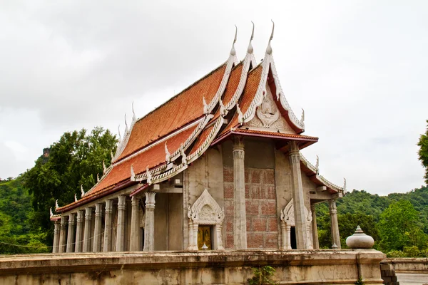 Prachtige Thaise tempel in thailand — Stockfoto