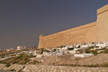 Ribat - Arapça sur ve mahdia mezarlıkta - deniz kenarına