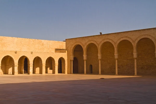 Εσωτερικό του μεγάλο Τζαμί σε Αλ Μαντίγια, Τυνησία — Φωτογραφία Αρχείου