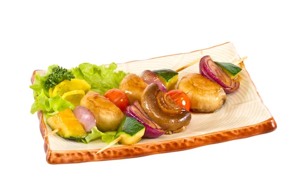 Delicioso vegetal grelhado isolado no fundo branco — Fotografia de Stock