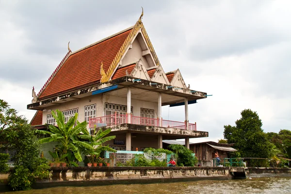 Trä thailändska hem — Stockfoto