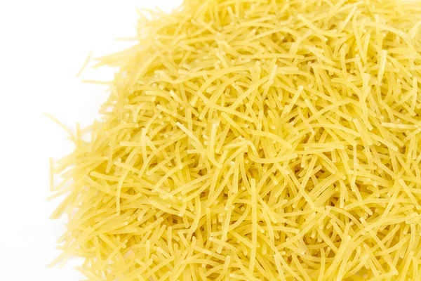 Italiensk pasta (makaroner) isolerad på vit bakgrund — Stockfoto