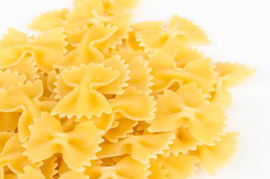 farfalle makarna, izole