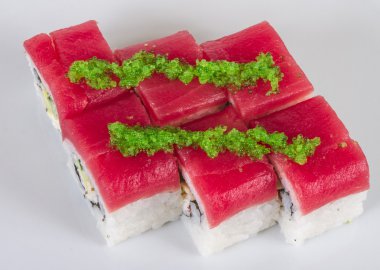 Maki sushi - rulo Yengeç, avokado, salatalık içinde yaptı. taze