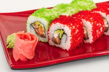 tobiko baharatlı maki sushi - sıcak rulo tobiko çeşitli tip (