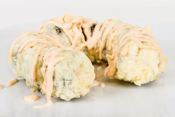 Japanese Cuisine -Tempura Maki Sushi (Deep Fried Roll made of sa — Stock Image Japanese Cuisine -Tempura Maki Sushi (Deep Fried Roll made of sa Stock Picture