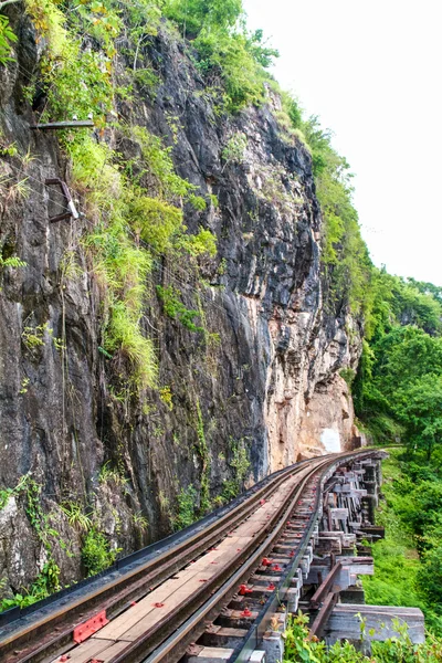 Railway on the mountain and the river in Thailand — Stock Photo, Image