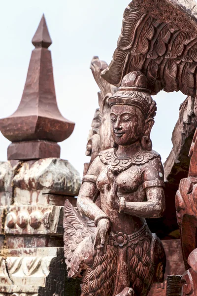 Ξυλογλυπτική Τσόνμπουρι Ταϊλάνδη — Φωτογραφία Αρχείου