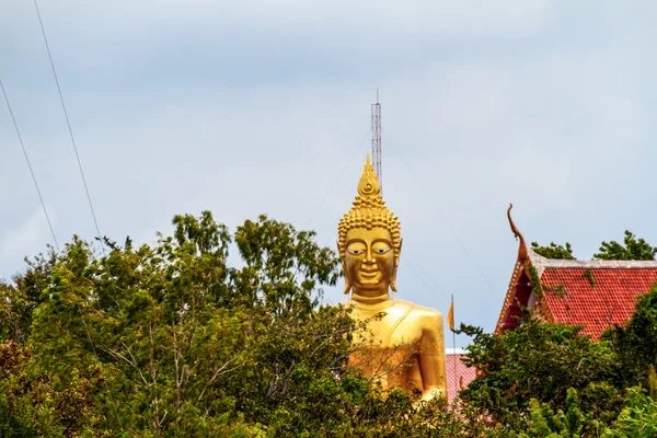 Standbeeld van Boeddha. Pattaya stad. Thailand — Stockfoto