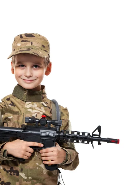 Młody żołnierz z karabin — Zdjęcie stockowe