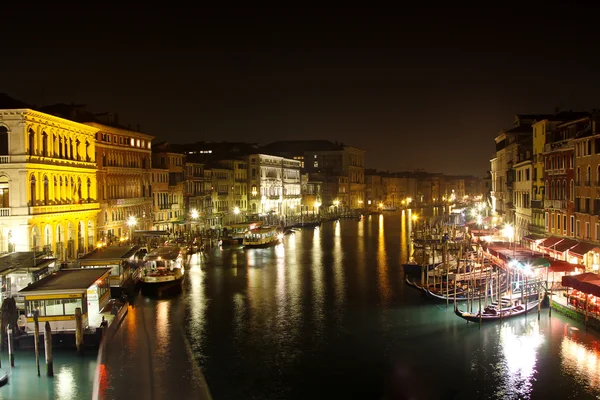ヴェネツィアの大運河。夜 — ストック写真