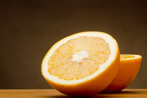 Eine halbe Orange — Stockfoto
