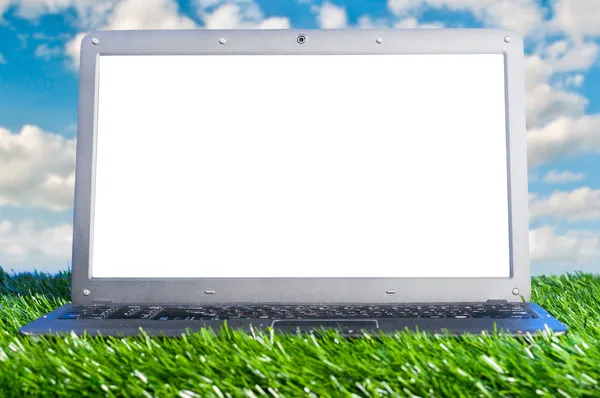 Laptop a szabadban — Stock Fotó