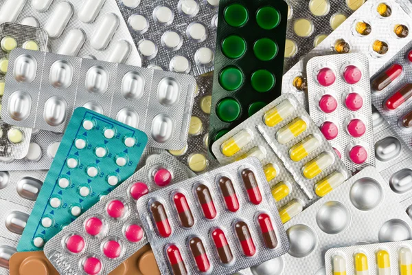 Много таблеток или таблеток — стоковое фото
