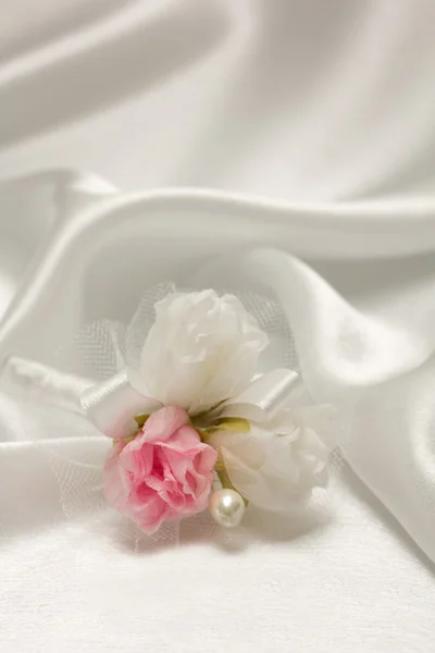 Textile wedding background with pearls — Stock Photo, Image