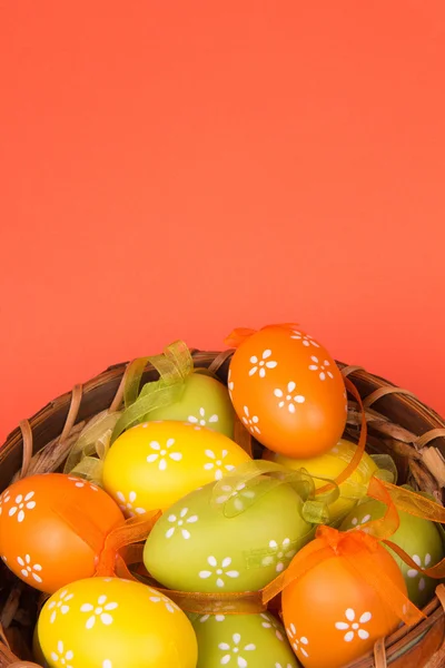 Easter eggs in a basket — Stock Photo, Image