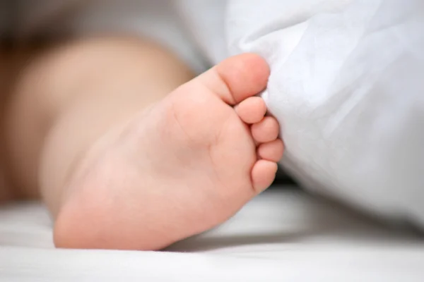 Los pies del bebé — Foto de Stock