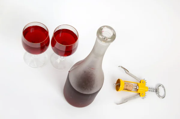 Şarap bardakları ve şişe — Stok fotoğraf