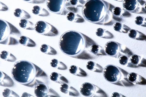 Gotas de agua en neutro — Foto de Stock