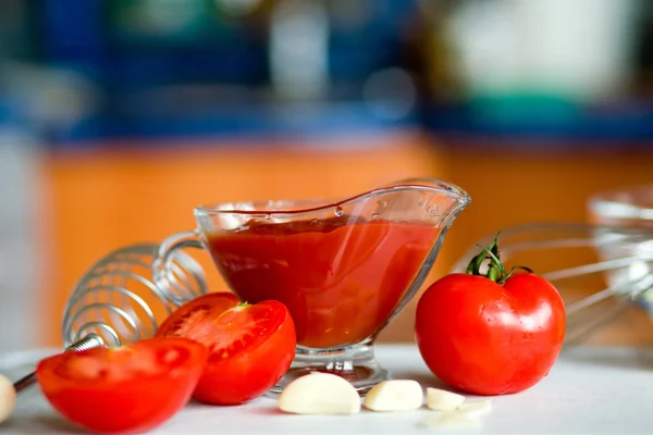 Preparing tomato poignant sauce — Stock Photo, Image