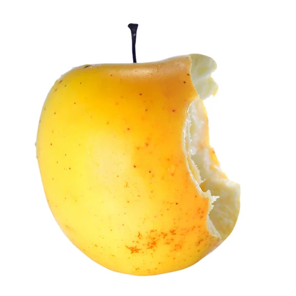 Полусъеденное яблоко — стоковое фото