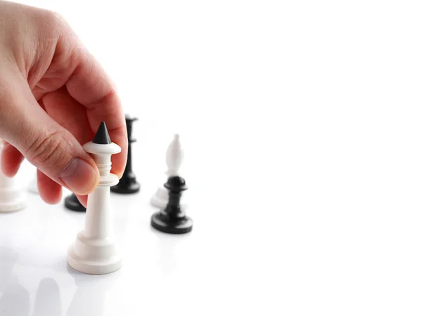 Ruka s šachy — Stock fotografie