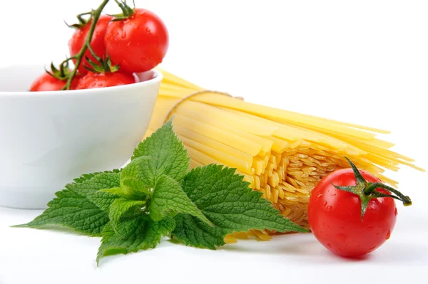 Rajče a těstoviny — Stock fotografie
