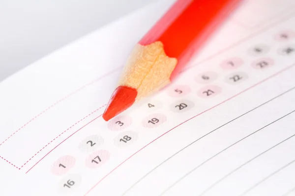 Calendar with pencil — Stock Photo, Image