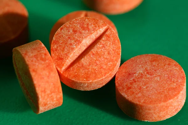 Comprimidos laranja — Fotografia de Stock