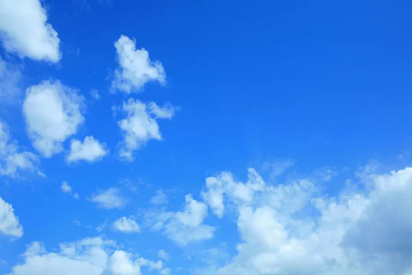 Himmel och moln — Stockfoto