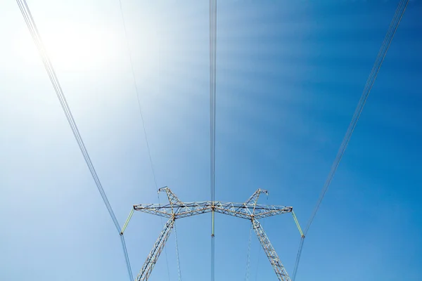 Högspänning pyloner — Stockfoto
