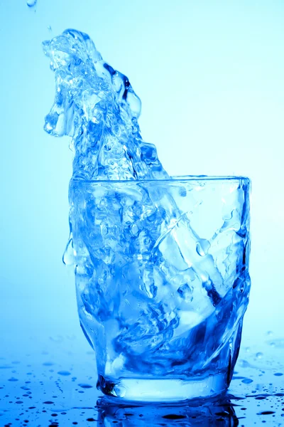 Cold water — Stock Photo, Image